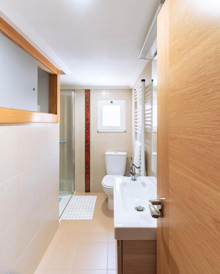 Housingleón - Casa Nueva A 400 Metros De La Plaza Mayor León